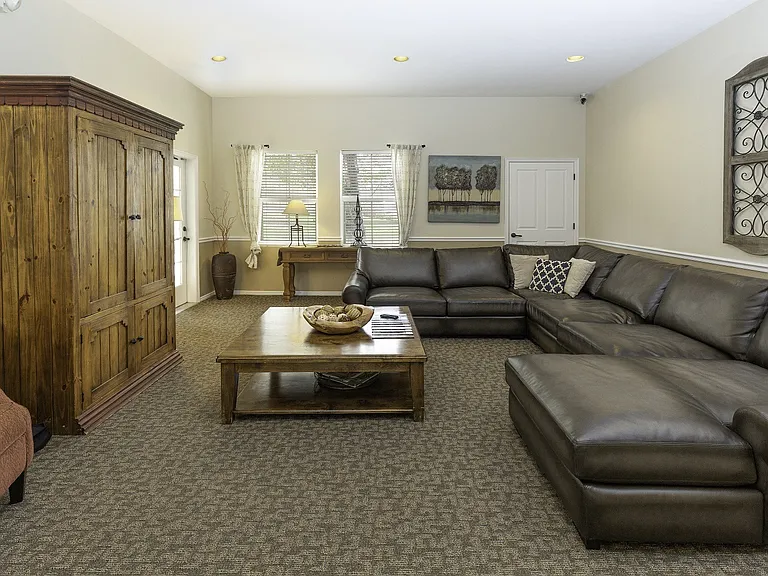 Sunset Ridge — Photo 13