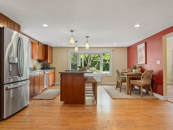 4th image of 177 Winn Road