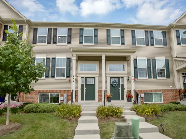 1749 Carlstedt Dr, Batavia, IL 60510