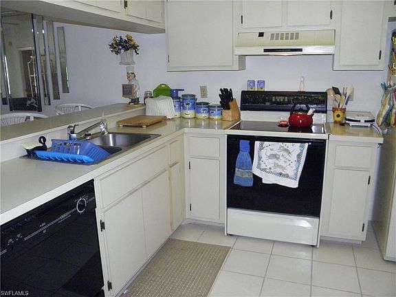 3rd image of 17451 Blueberry Hill Dr APT E