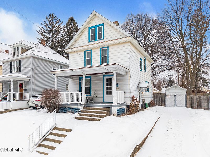 3rd image of 841 Harrison Avenue