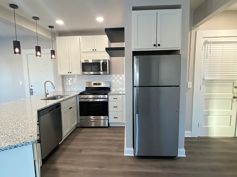 1670 Woodward Ave #AVENUE5 — Photo 10