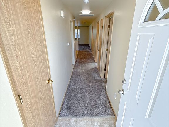 3rd image of 5542 Glenridge Way #5544