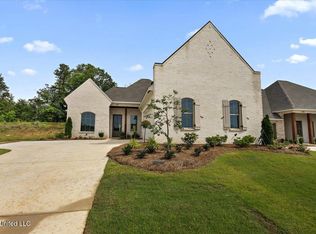 141 Bronson Bnd, Flowood, MS 39232