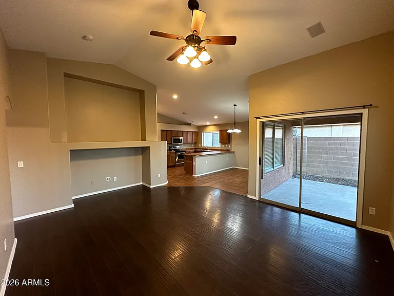 15233 W Tasha Dr — Photo 8