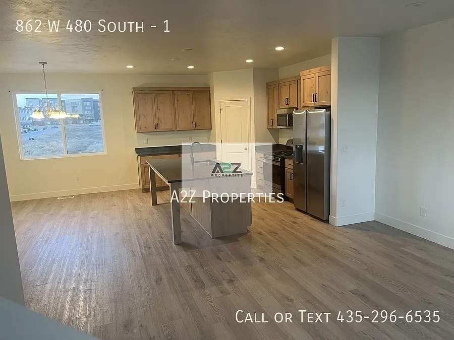 3 bed, 2.5 bath, 1706 sqft, $2,050 — Photo 4