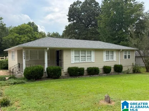 5569 Rockdale Rd, Bessemer, AL 35022