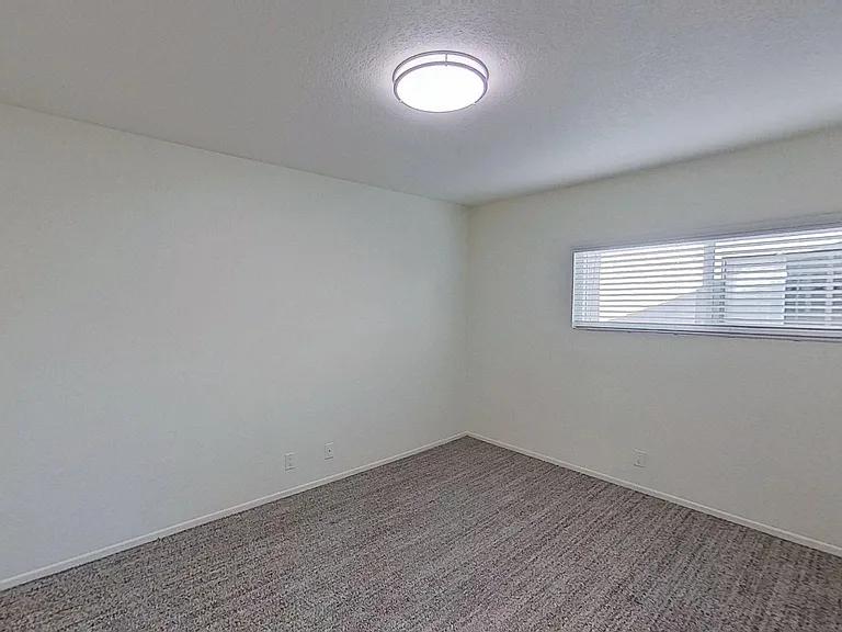 23946 Copenhagen St — Photo 28