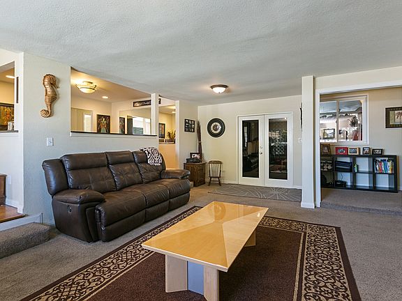 5th image of 1249 Naranca Ave