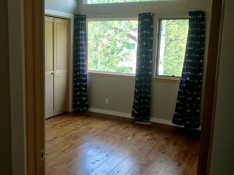 7619 Stagecoach Dr — Photo 18
