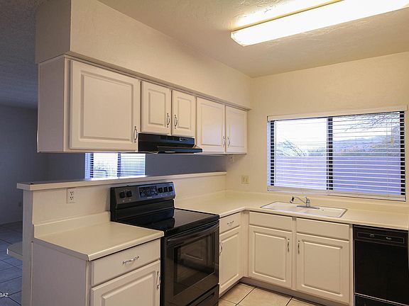 5th image of 1202 S Brown Ave