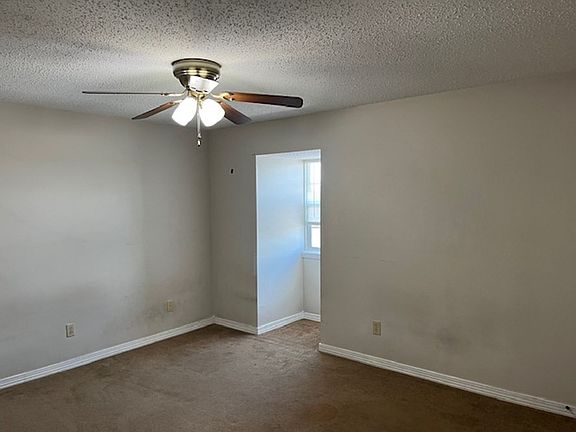 5th image of 1006 S Inglewood Ave #5