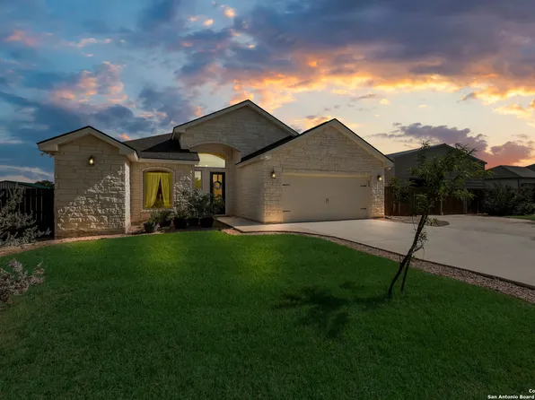 132 West Short Meadow Drive, Lytle, TX 78052