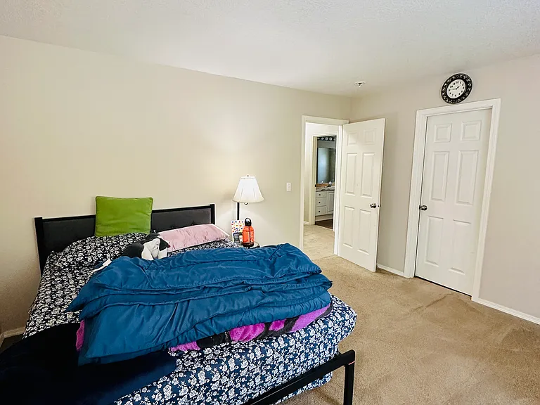 5216 NE Schoeler Cir — Photo 16