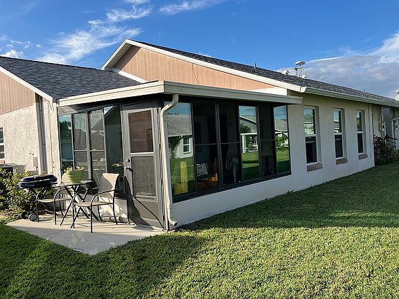 Lanai / Back of House