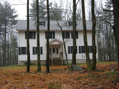 164 Meadow Ridge Acres Dr, Dingmans Ferry, PA, 18328