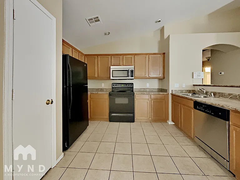24484 N Shelton Way — Photo 7