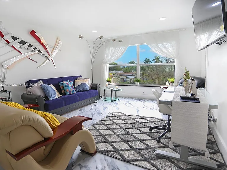 6570 Royal Palm Blvd #301J — Photo 14
