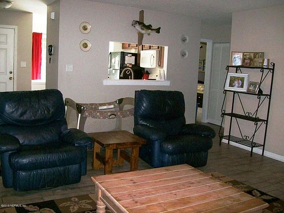 Family room1