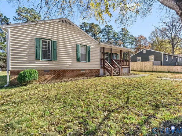 8719 Firethorne Ln, North Chesterfield, VA 23237