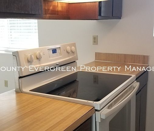 2nd image of 2250 I St NE APT 4