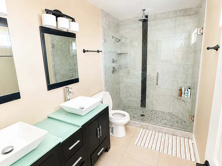 1737 E Manhatton Dr — Photo 10