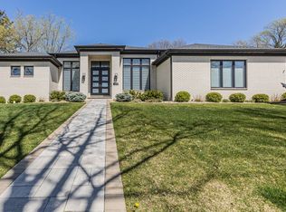 1212 W Armory Ave, Champaign, IL 61821