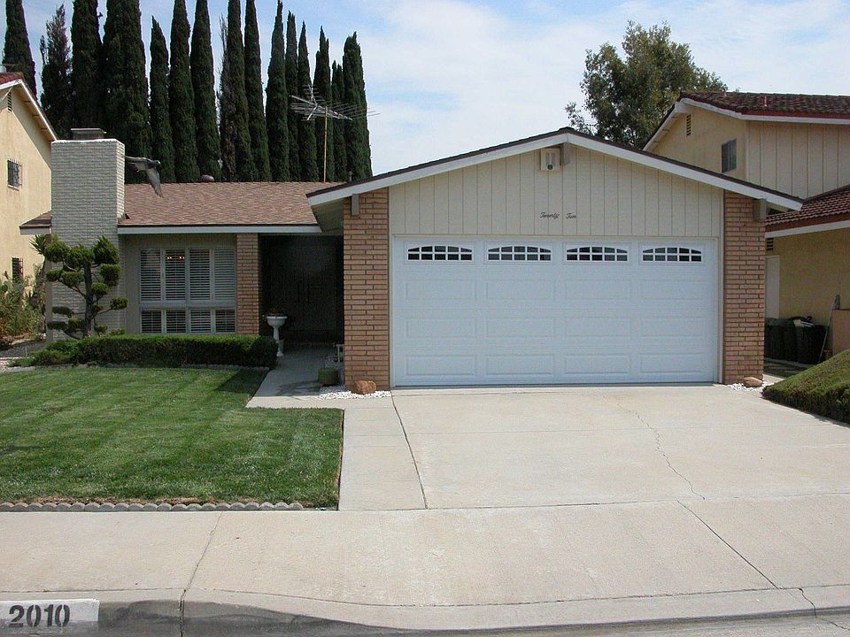 Excellent curb appeal