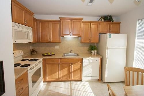 2nd image of 47 Ramsgate Ln