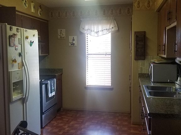 5th image of 619 Oak Ave