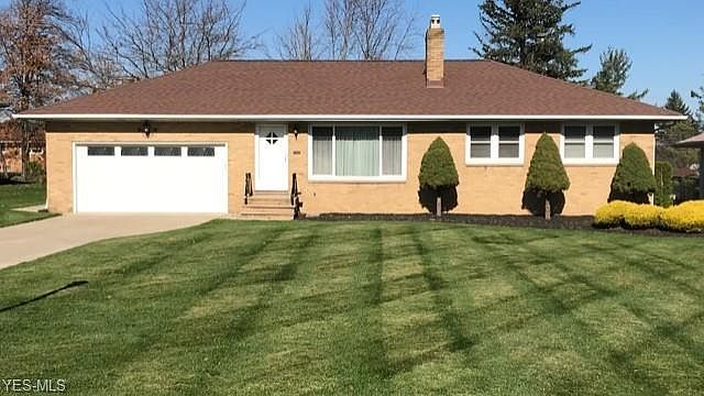 1st image of 445 Starlight Dr