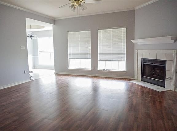 4th image of 5401 Hollytree Dr APT 1304