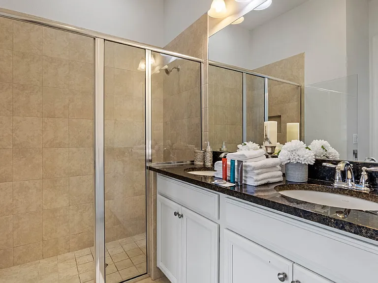 290 Captiva Dr — Photo 21