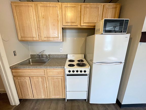 2nd image of 520-1 Morris Ave