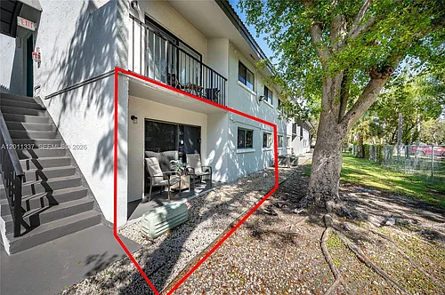 7095 NW 179th St #110 Photo 1