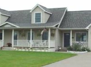 77 E Borton Rd, Essexville, MI 48732