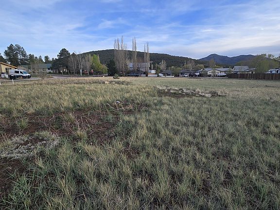 4th image of 905 Wells Fargo Dr