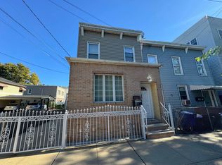 68 Chestnut Ave FLOOR 1, Jersey City, NJ 07306