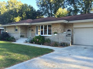 911 Lynn Dr, Effingham, IL 62401