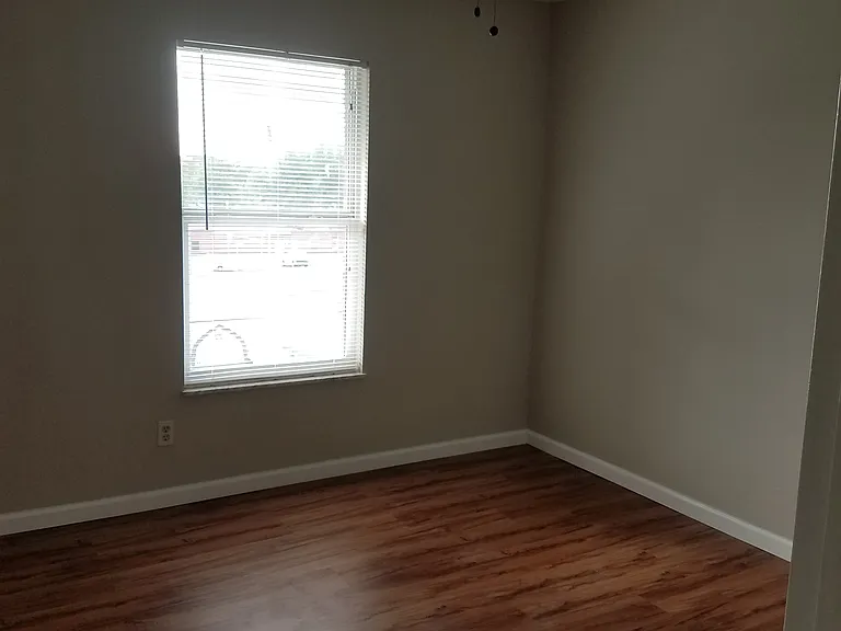505 N Benton Ave — Photo 21