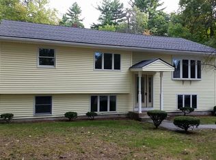10 Forest St, Billerica, MA 01821