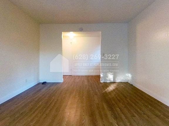 5th image of 4407 Camden Ave #B