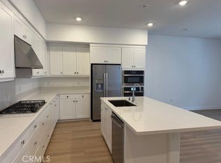425 Mulligan, Irvine, CA 92618
