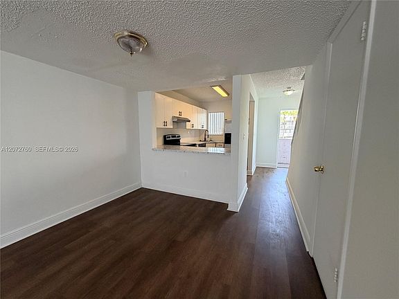 5th image of 2710 W 76th St APT 206