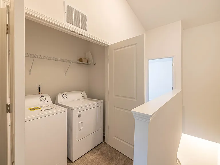 1365 Darlington Dr — Photo 11