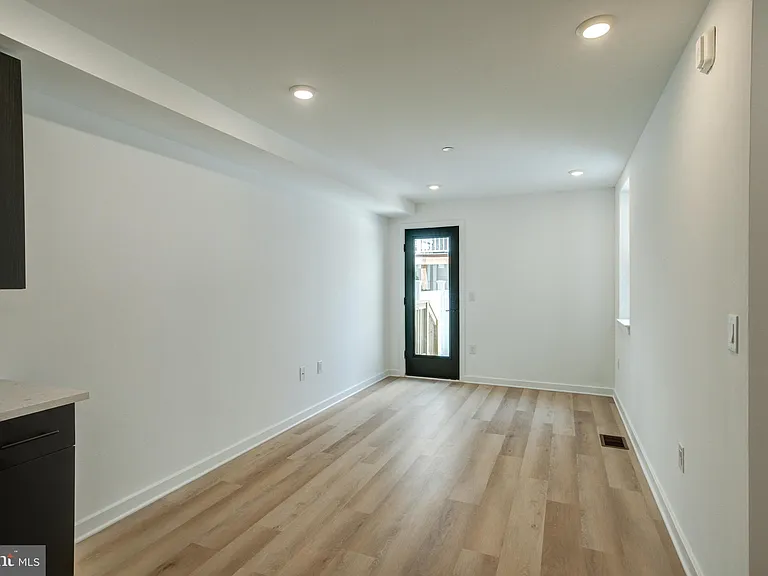 2329 Ellsworth St #1 — Photo 7