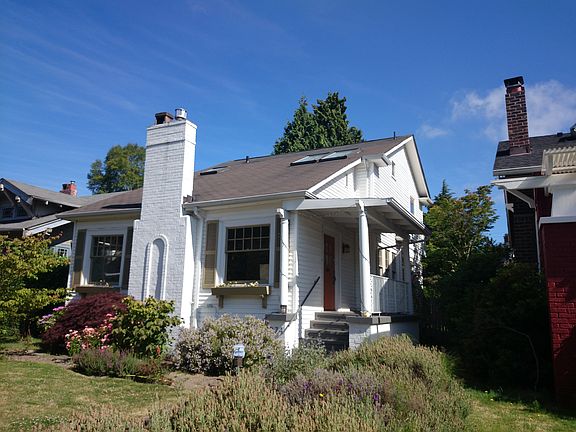 2nd image of 874 E Gwinn Pl