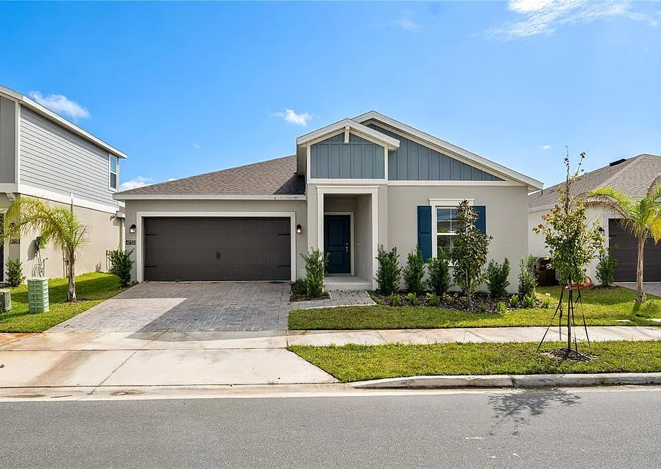 4753 Golden Knight Blvd