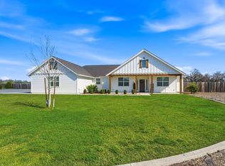 6685 Scenic Oak Ct, Anderson, CA 96007