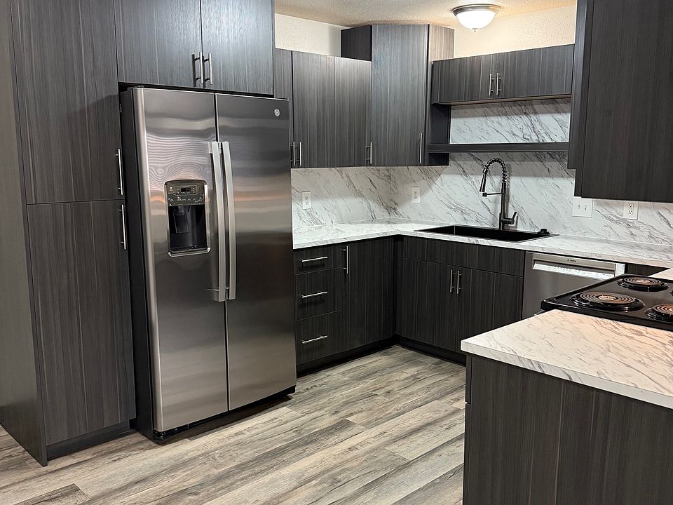 1st image of 426 1st Ave SW #4